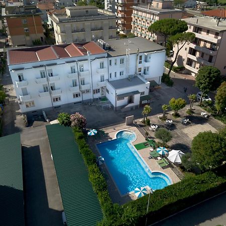 Hotel Vannini Rimini Luaran gambar