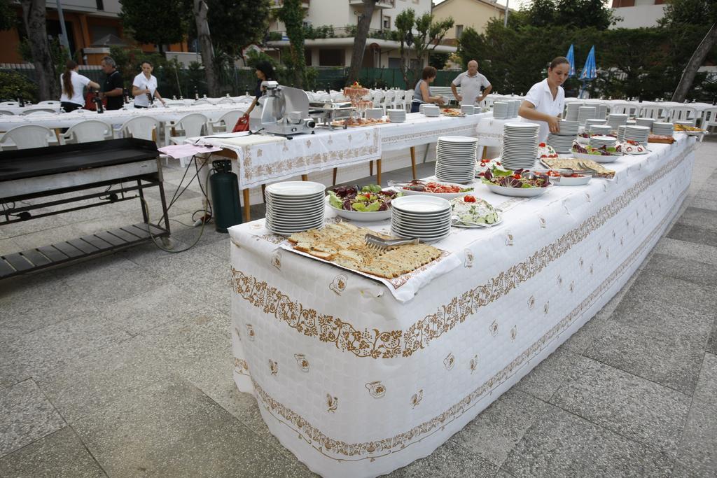 Hotel Vannini Rimini Luaran gambar